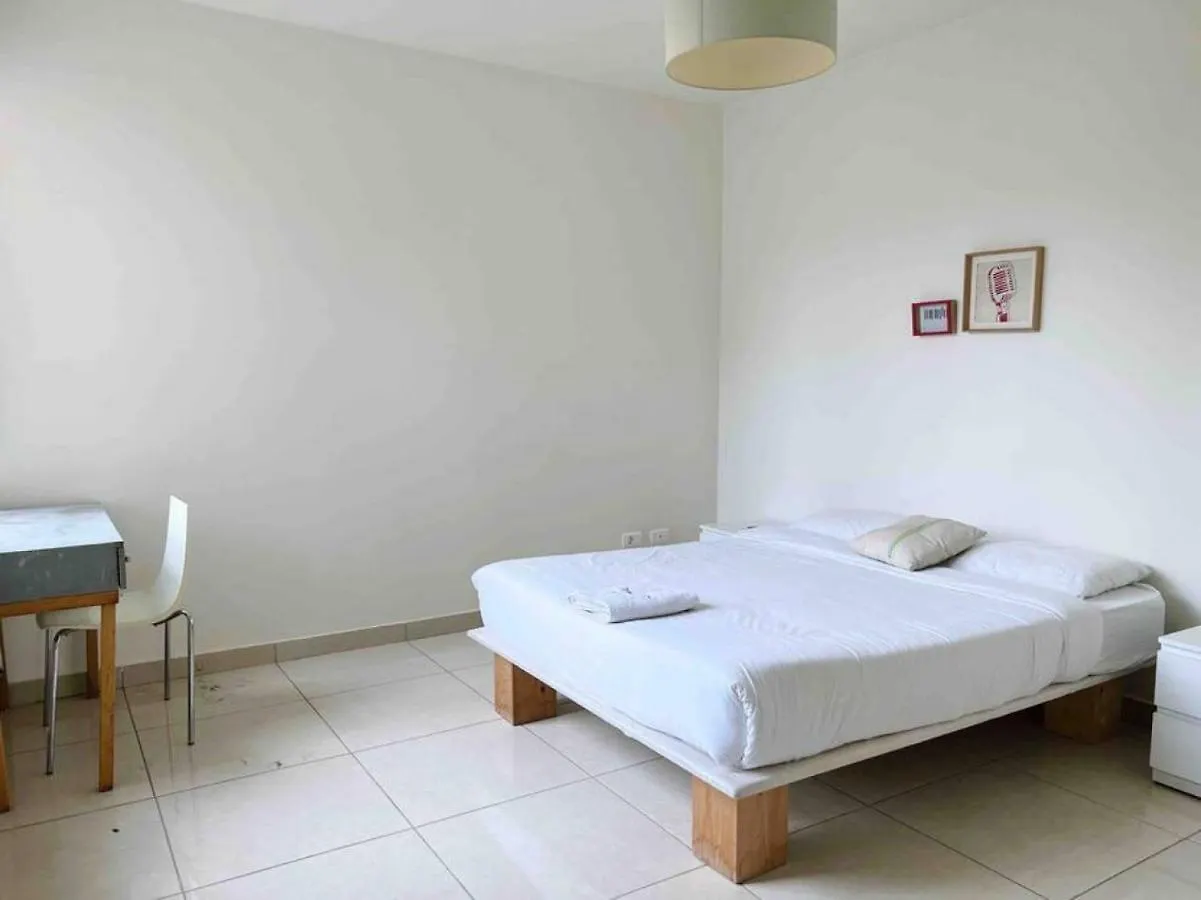 Modern 3Br Apt Next To Hotel Dieu Beirut Apartment